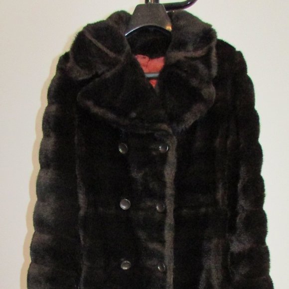 VINTAGE Faux Fur Long Winter Coat - Picture 1 of 16